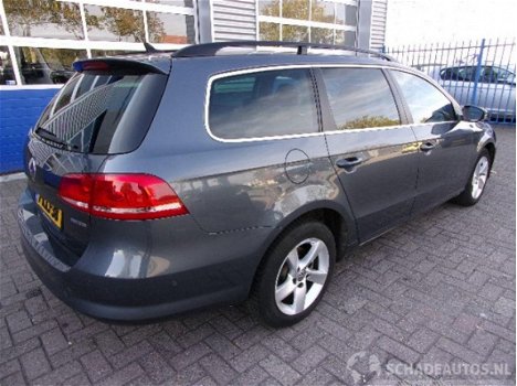 Volkswagen Passat - 1.6 TDI BLUEMOTION EX.EDITION - 1