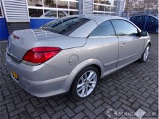 Opel Astra TwinTop - 1.8 COSMO