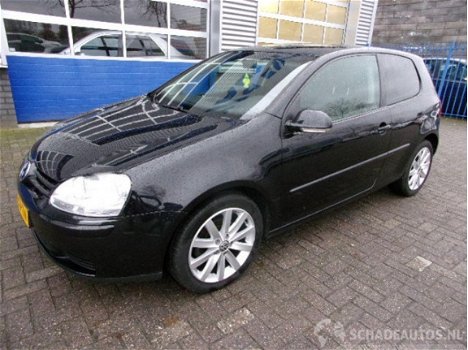 Volkswagen Golf - 1.6 OPTIVE 4 - 1