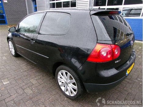 Volkswagen Golf - 1.6 OPTIVE 4 - 1