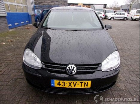 Volkswagen Golf - 1.6 OPTIVE 4 - 1