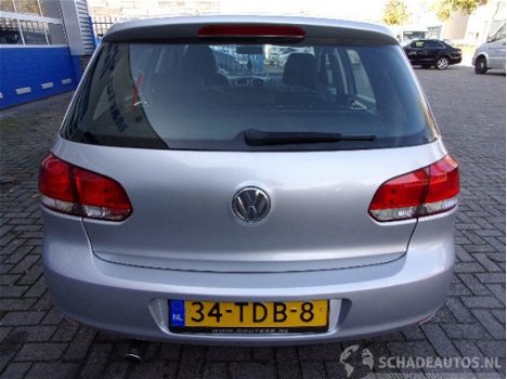 Volkswagen Golf - 1.2 TSI TRENDLINE BLUEMOTION - 1