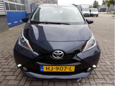 Toyota Aygo - 1.0 VVT-I X-PLAY - 1