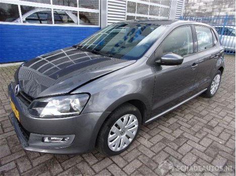 Volkswagen Polo - 1.4 16V HIGHLINE - 1