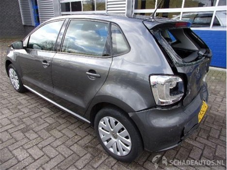 Volkswagen Polo - 1.4 16V HIGHLINE - 1