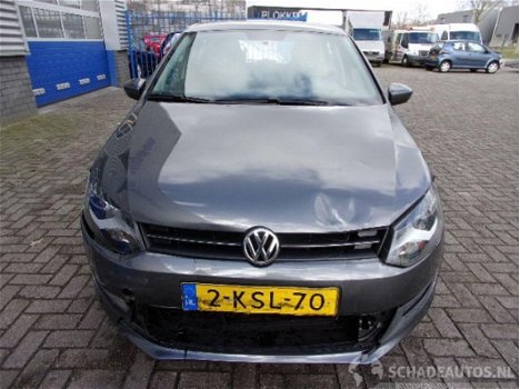 Volkswagen Polo - 1.4 16V HIGHLINE - 1