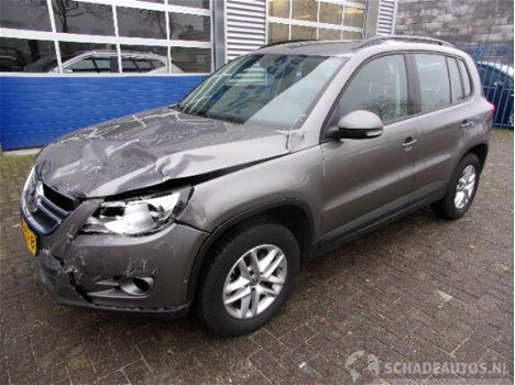 Volkswagen Tiguan - 1.4 TSI COMFORT & DESIGN - 1