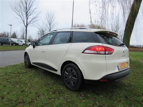 Renault Clio Estate - 1.5 dCi 2015 122000km NAVI PRIVACY R-LINK UNIEKE COMBINATIE *BOVAG - 1