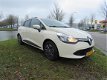 Renault Clio Estate - 1.5 dCi 2015 122000km NAVI PRIVACY R-LINK UNIEKE COMBINATIE *BOVAG - 1 - Thumbnail