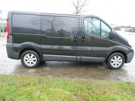 Opel Vivaro - 2.5 CDTI L1H1 - 1