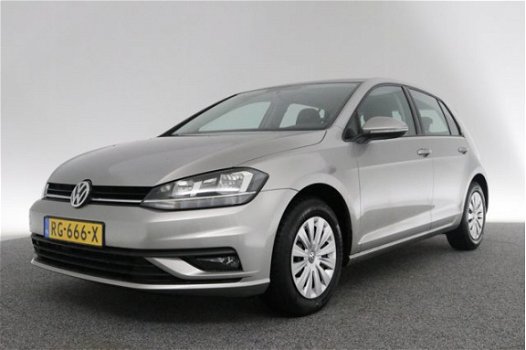 Volkswagen Golf - 1.6 TDI 90 PK Trendline Nieuw model / Navi / Led - 1