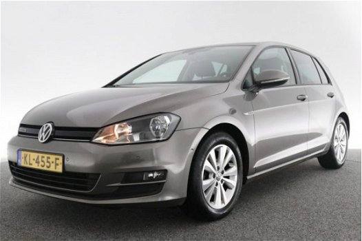 Volkswagen Golf - 1.0 TSI Connected Series Navi / Clima / Cruise / Camera - 1