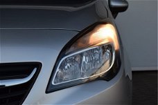 Opel Meriva - 1.4 Turbo | Automaat | Parkeersensoren | Stoel- en Stuurwielverwarming |