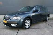 Skoda Octavia - 1.6 TDI 3D-NAVI, ECC-AIRCO, NIEUWE APK