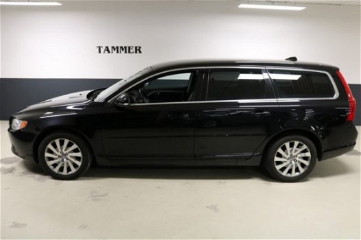 Volvo V70 - 2.0 D3 LIMITED EDITION - 1