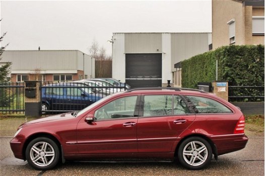 Mercedes-Benz C-klasse Combi - 200 K. Elegance AUTOMAAT, CLIMA, ZEER NETTE AUTO, NAP, NL AUTO - 1