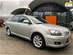 Toyota Avensis Wagon - 2.0 VVTi Luna 100% Dealer Onderhouden - 1 - Thumbnail