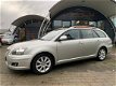 Toyota Avensis Wagon - 2.0 VVTi Luna 100% Dealer Onderhouden - 1 - Thumbnail