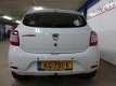 Dacia Sandero - 0.9 Tce 90pk Lauréate, 5 drs, airco, trekhaak, bluetooth - 1 - Thumbnail