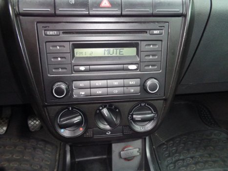 Volkswagen Fox - 1.2 Trendline - 1