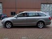 Skoda Superb Combi - 1.8 TSI Ambition Business Line Navi, Xenon, PDC, Clima, Cruise control, Panoram - 1 - Thumbnail