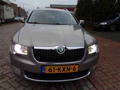 Skoda Superb Combi - 1.8 TSI Ambition Business Line Navi, Xenon, PDC, Clima, Cruise control, Panoram - 1