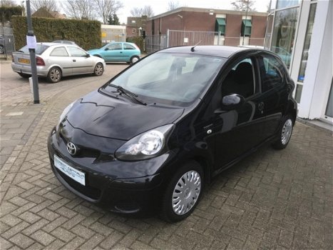 Toyota Aygo - 1.0-12V Comfort / Airco / 5 Deurs / APK / - 1