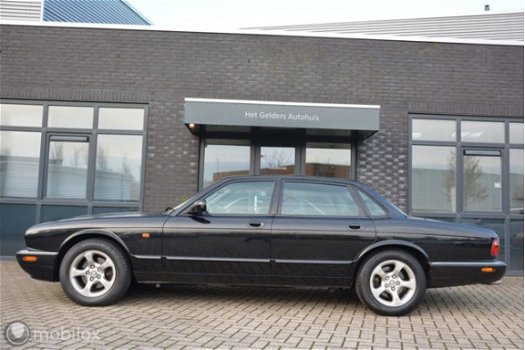 Jaguar Sovereign - 3.2 V8 - 1