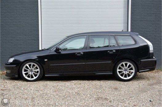 Saab 9-3 Sport Estate - - 2.8 V6 T Aero Automaat/ Harman Kardon/ Xenon/ Afn. trekhaak - 1