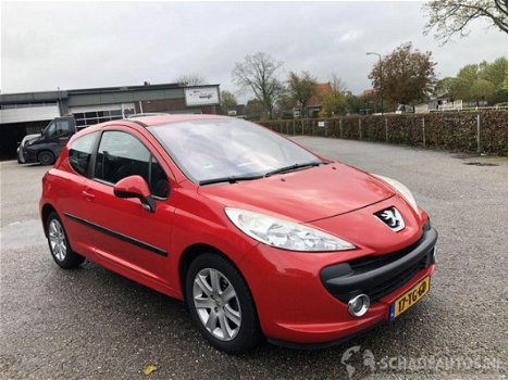 Peugeot 207 - 1.4i 16v 88pk xs 3drs - airco - 123.503km nap - lmv - cv op afstandbed - 1