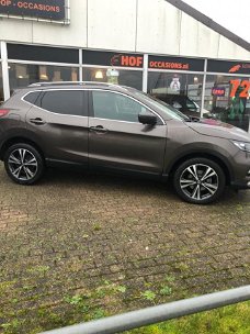 Nissan Qashqai - 1.2 N-Connecta automaat PANO / NAVI nieuw model