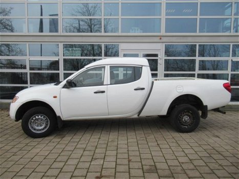 Mitsubishi L 200 - 2.5Di Dubbelcabine Double Cab 4WD Invite - 1