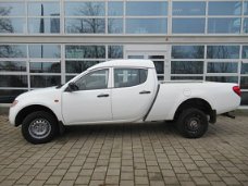 Mitsubishi L 200 - 2.5Di Dubbelcabine Double Cab 4WD Invite