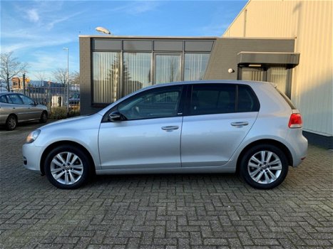 Volkswagen Golf - 1.6 TDI Highline DSG AUTOMAAT VOL ONDERH NETTE AUTO - 1