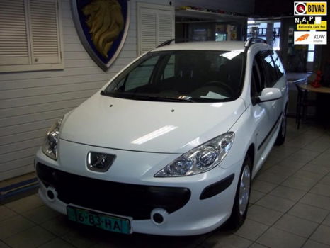 Peugeot 307 Break - 1.6-16V D.Sign - 1