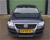 Volkswagen Passat - 1.6 FSI 85KW 2005 Grijs CLIMA*APK 2021 - 1 - Thumbnail