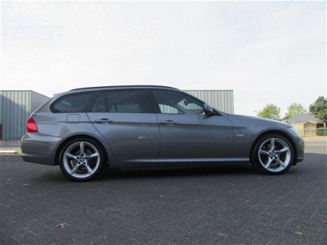 BMW 3-serie Touring - 318D facelift Clima , Navi professional PDC, 18 inch velgen (occasion) - 1