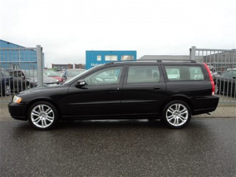 Volvo V70 - 2.4 D5 Edition Sport 185 PK - 1