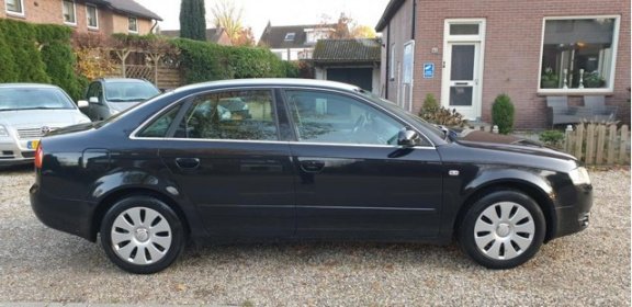 Audi A4 - 1.6 Pro Line Business 1e eigenaar, nwe APK en beurt - 1