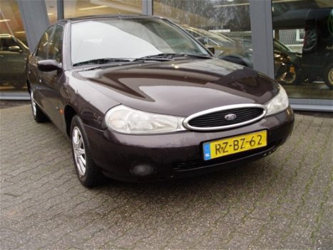 Ford Mondeo - 2.0 I HB 16V - 1