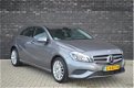 Mercedes-Benz A-klasse - 180 Ambition airco / cruise control / stoelverw / navi / deels leer/ - 1 - Thumbnail