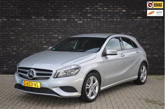 Mercedes-Benz A-klasse - 180 Prestige airco / cruise control / parkeersensoren / stoelverwarming / L - 1