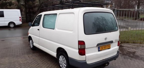 Toyota HiAce - 2.4 - 1