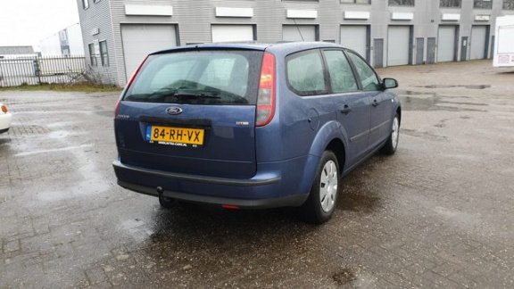 Ford Focus Wagon - 1.6 TDCI Ambiente Nieuwe staat verkerende auto, met 157977 NAP.Airco Electr pakke - 1