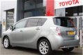 Toyota Verso - 1.6 VVT-i Business | Navigatie | Lichtmetalen velgen | Panorama dak - 1 - Thumbnail
