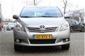 Toyota Verso - 1.6 VVT-i Business | Navigatie | Lichtmetalen velgen | Panorama dak - 1 - Thumbnail