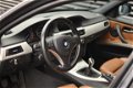 BMW 3-serie Touring - 318 High Executive / Navigatie / Leer / Zeer nette staat - 1 - Thumbnail