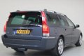 Volvo V70 - 2.4 D5 Geartronic Summum | Youngtimer - 1 - Thumbnail