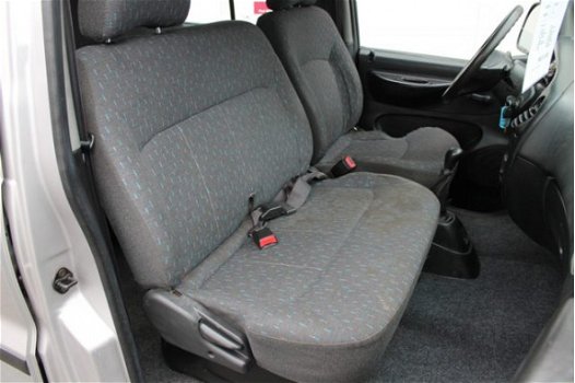 Hyundai H 200 - 2.5 DC ''LANG'' 6 Seater - 1