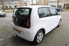 Volkswagen Up! - 1.0 high up BlueM